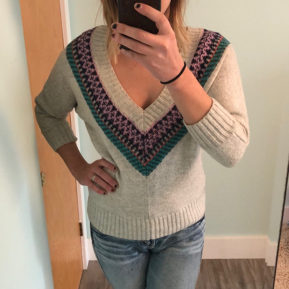 American Eagle V-Neck Sweater